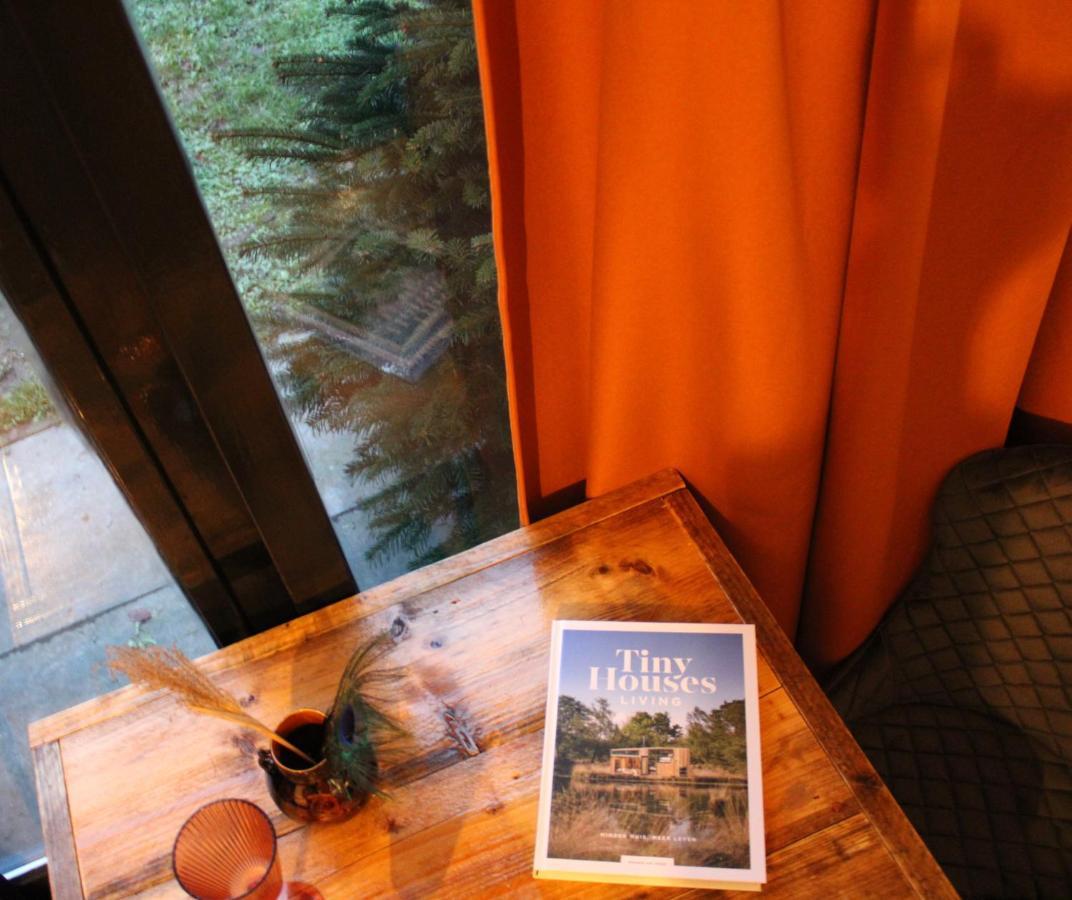 Stad aan 't Haringvliet Tiny House In De Boomgaard B&B 외부 사진