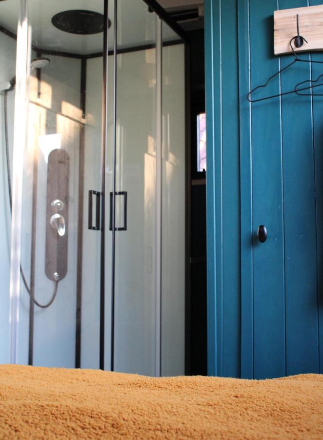 Stad aan 't Haringvliet Tiny House In De Boomgaard B&B 외부 사진
