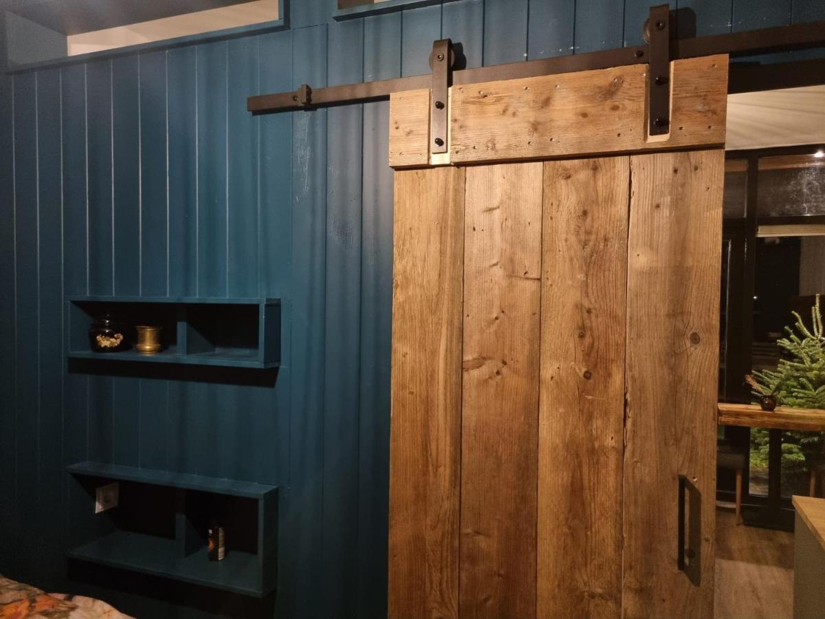 Stad aan 't Haringvliet Tiny House In De Boomgaard B&B 외부 사진