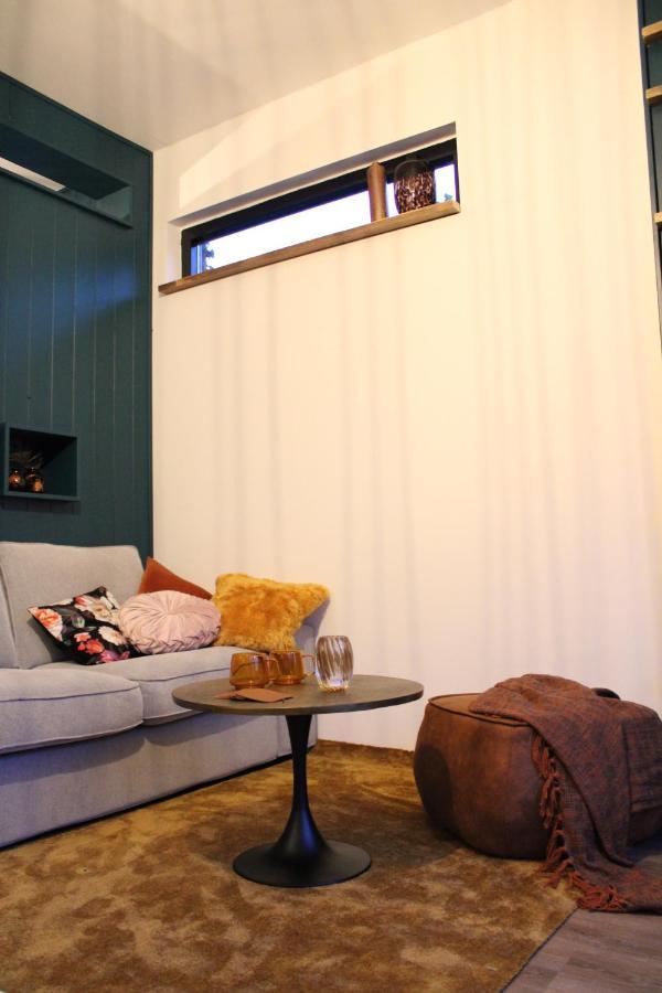 Stad aan 't Haringvliet Tiny House In De Boomgaard B&B 외부 사진