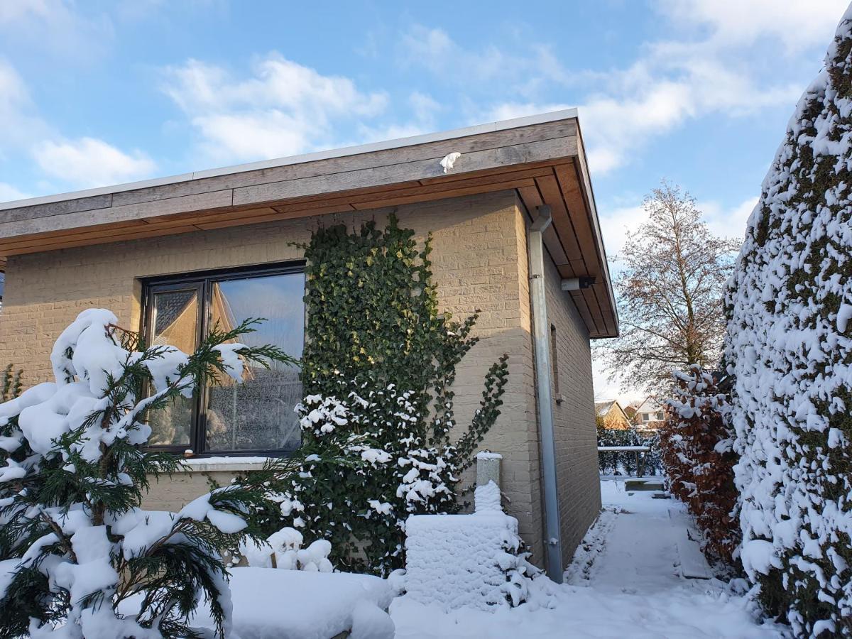 Stad aan 't Haringvliet Tiny House In De Boomgaard B&B 외부 사진